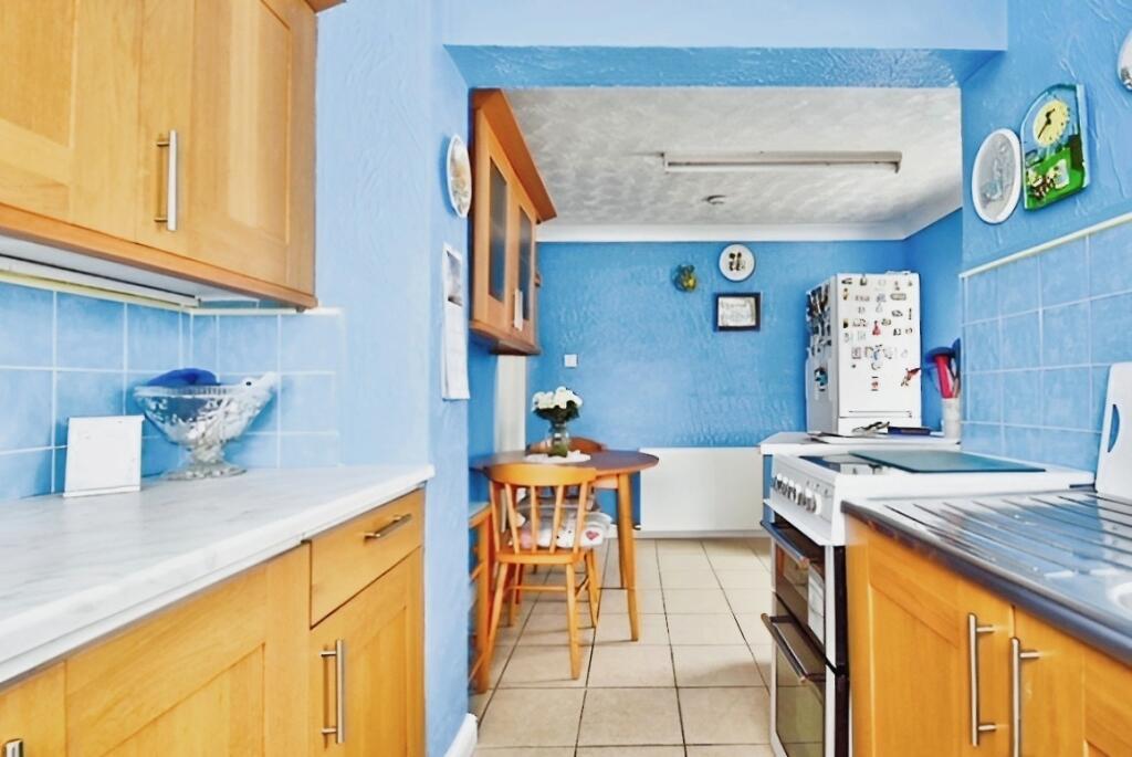 Daaa36f6-Kitchen3_Balancer