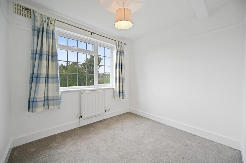 RCFBL= hale gardens- bedroom D3 (1).jpg