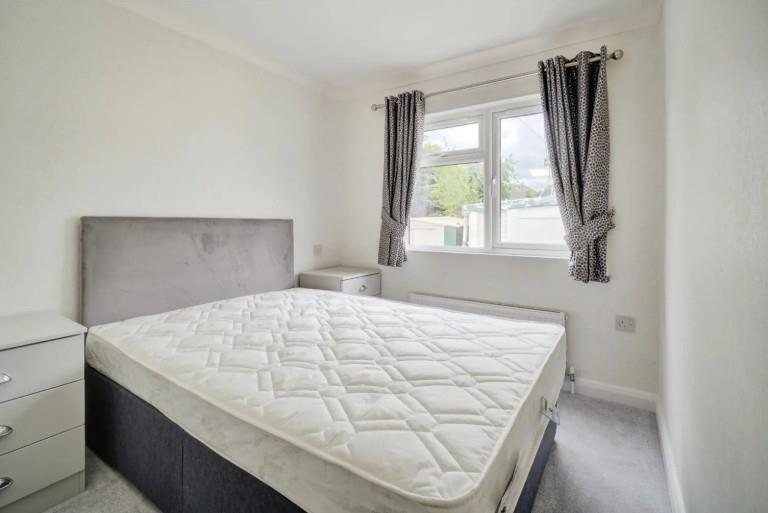 Bedroom.jpg