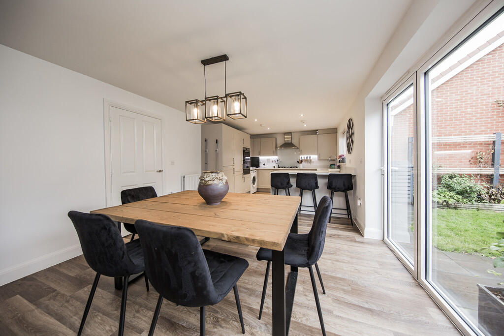 Dining room 1