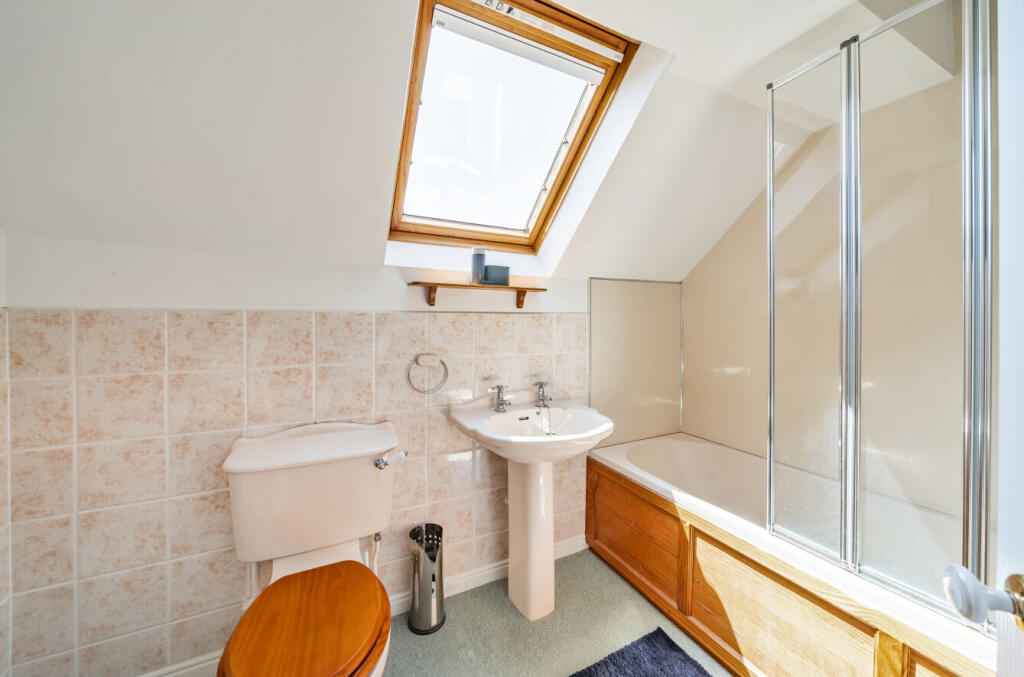 1320524-8-686fca5...