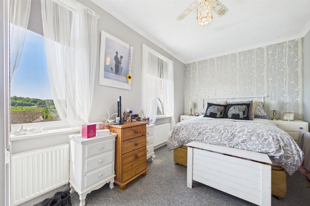 CAM01085G0-PR0562...