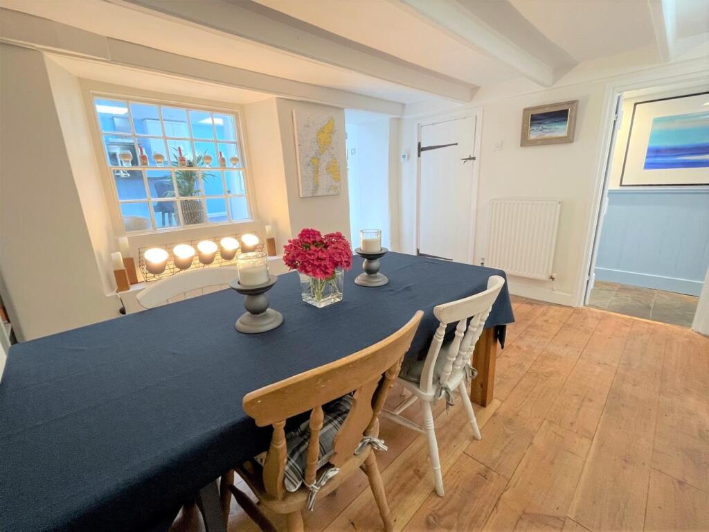 dining Room 3.jpg