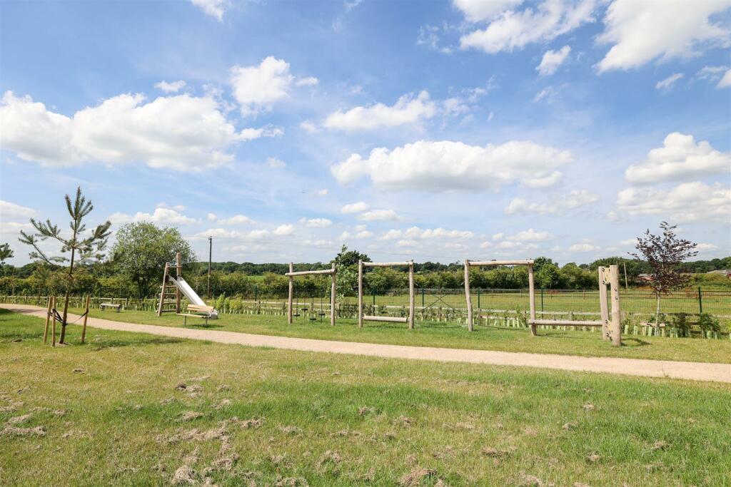 9 Primrose Walk, Ravenstone