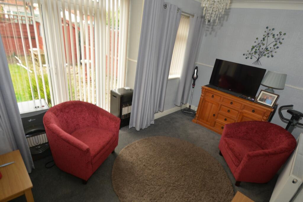 2nd lounge