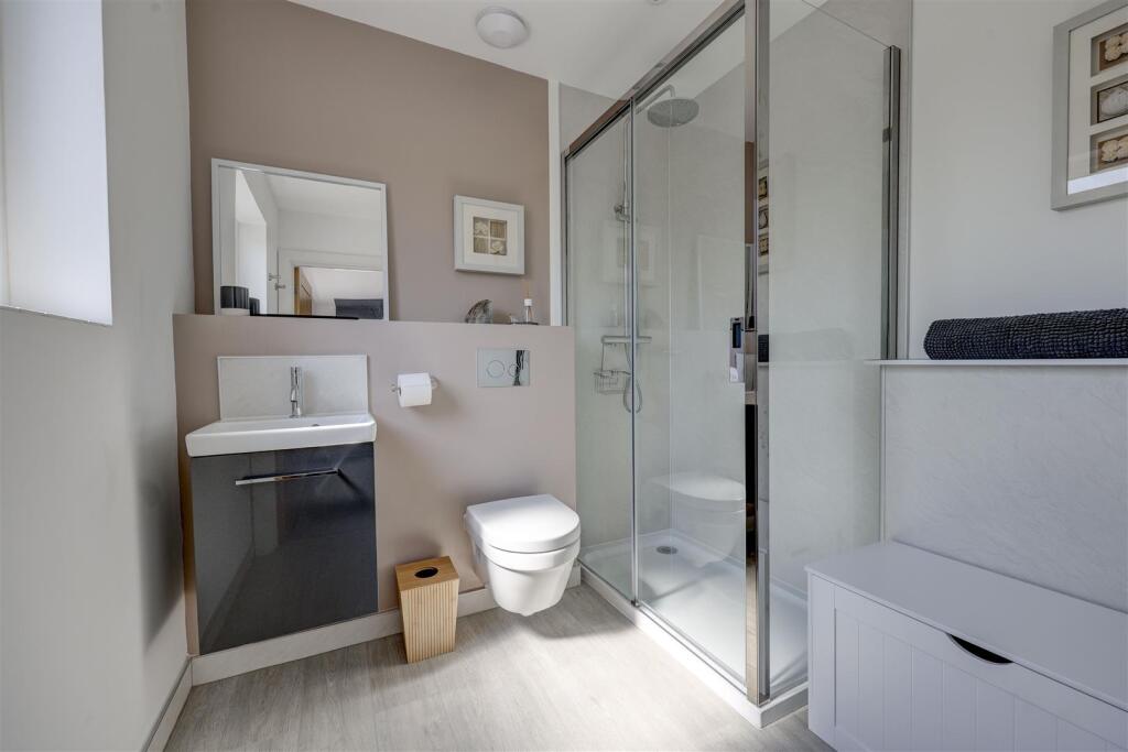 Bedroom Two Ensuite