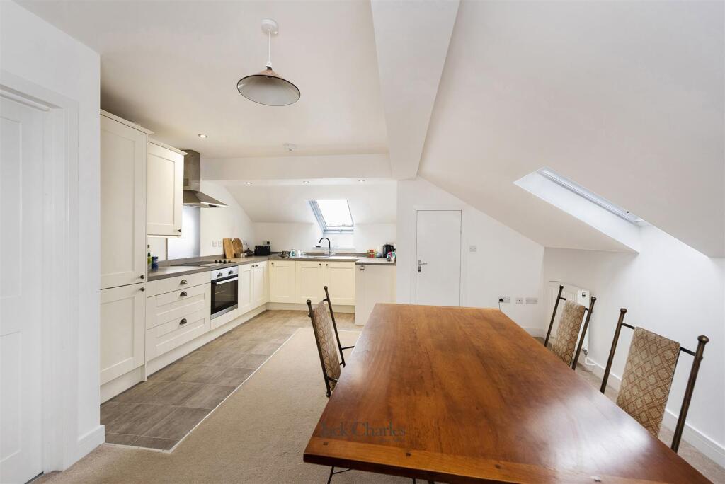 Flat 3, 3 Park Rd, Tn4 9JN 006.jpg