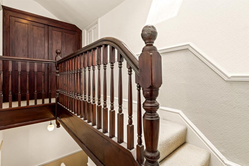 SECOND FLOOR LANDING