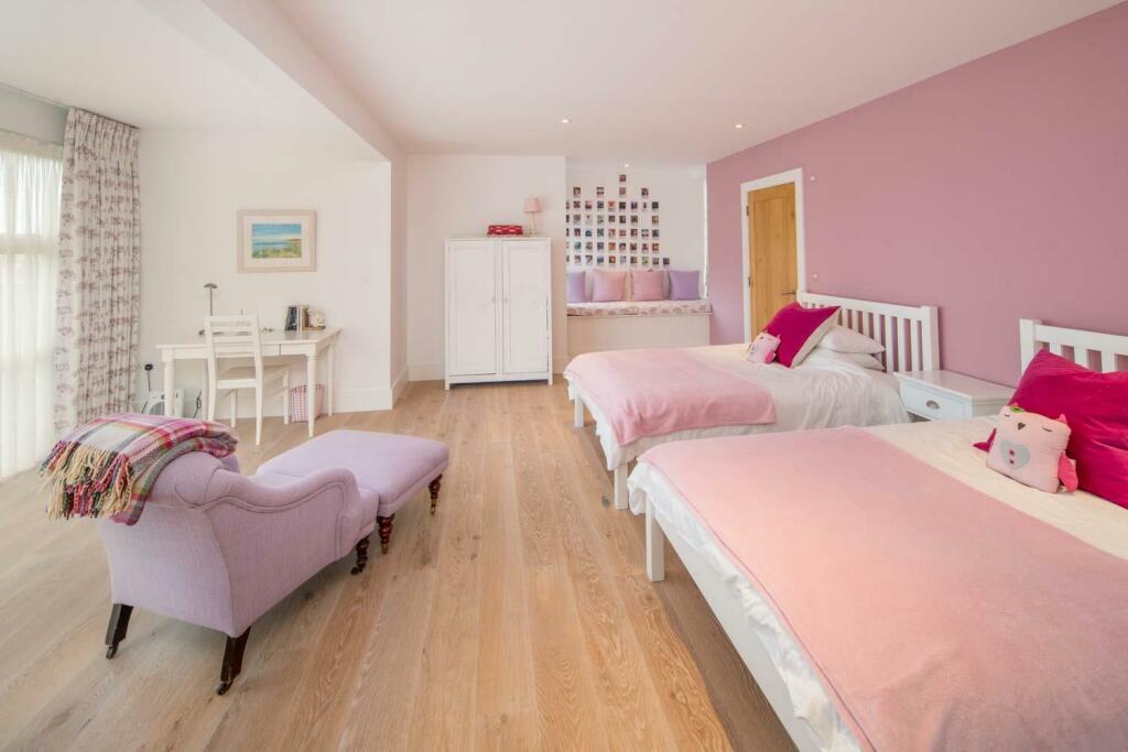 Bedroom 2..jpeg