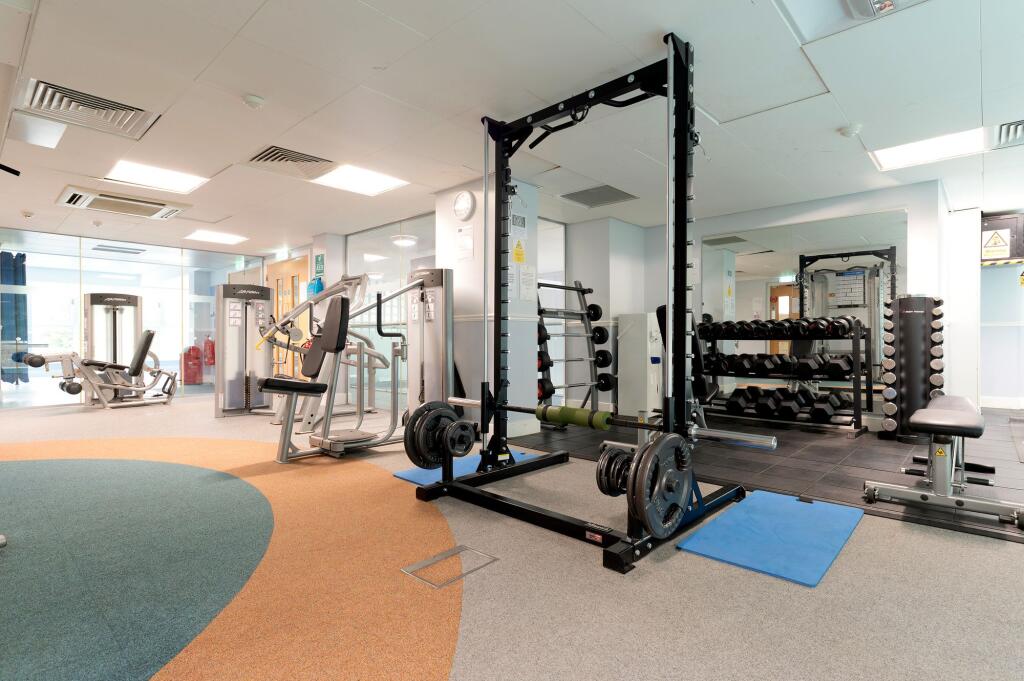 COMMUNAL LEISURE SUITE
