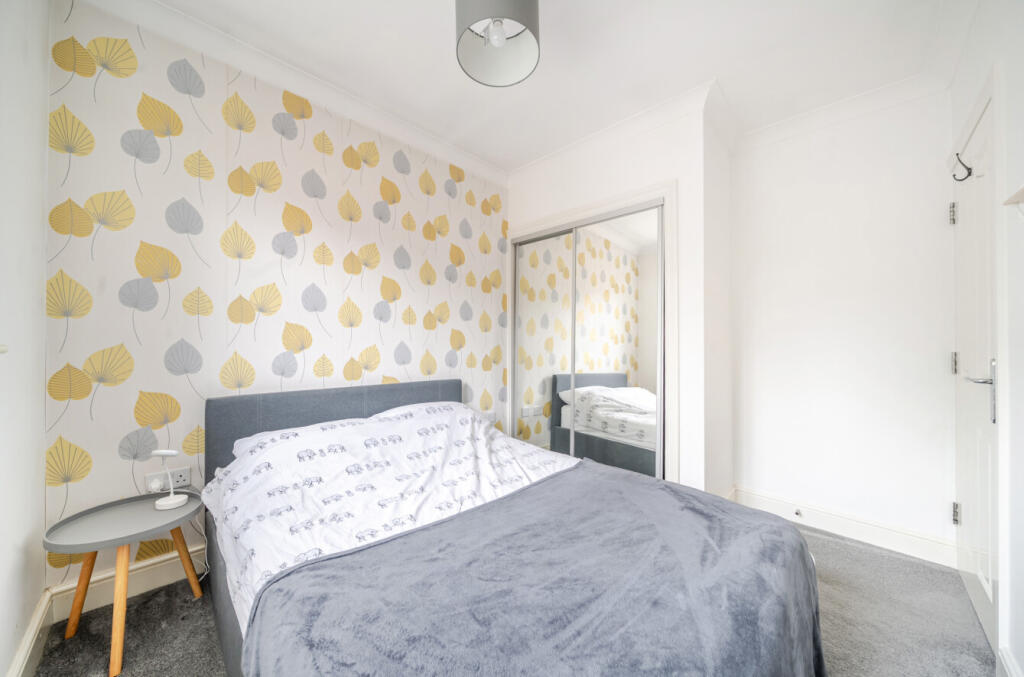 1369633-6-68f2111...