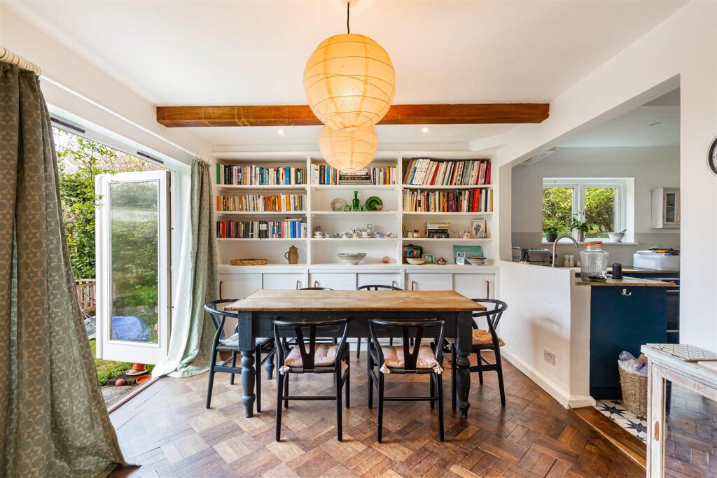 A10 - Cott Lane, Dartington, Deepdene - 240416.jpg