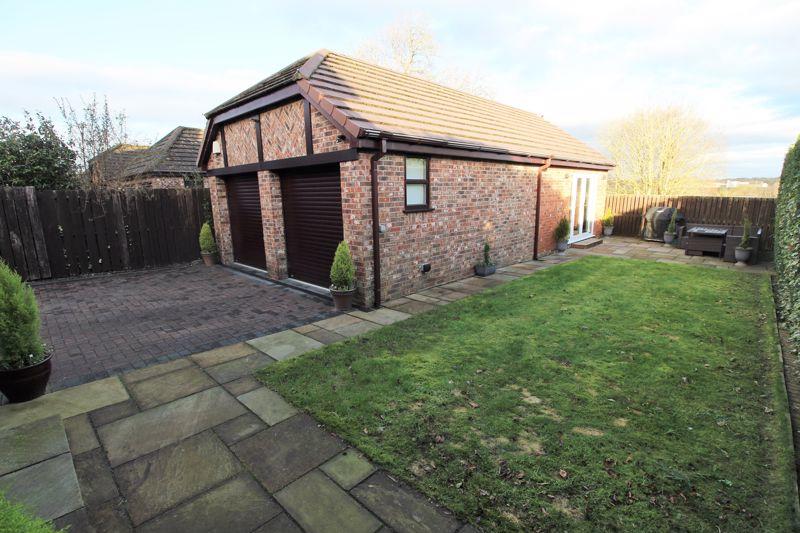 Garage/Annexe