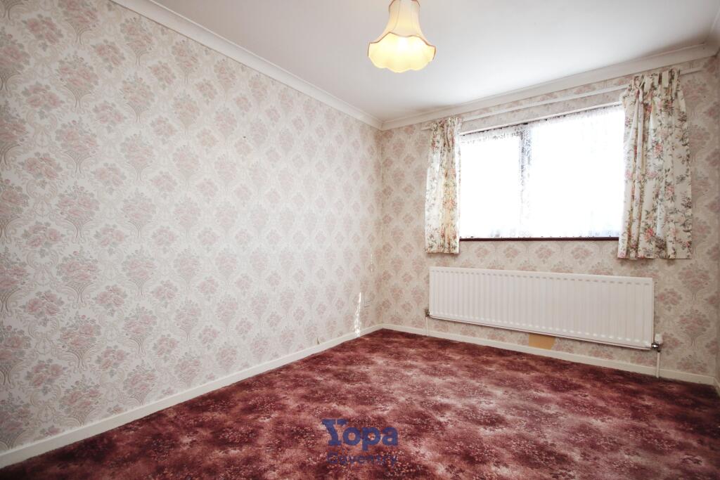 08c877a6-Bed 202.JPG