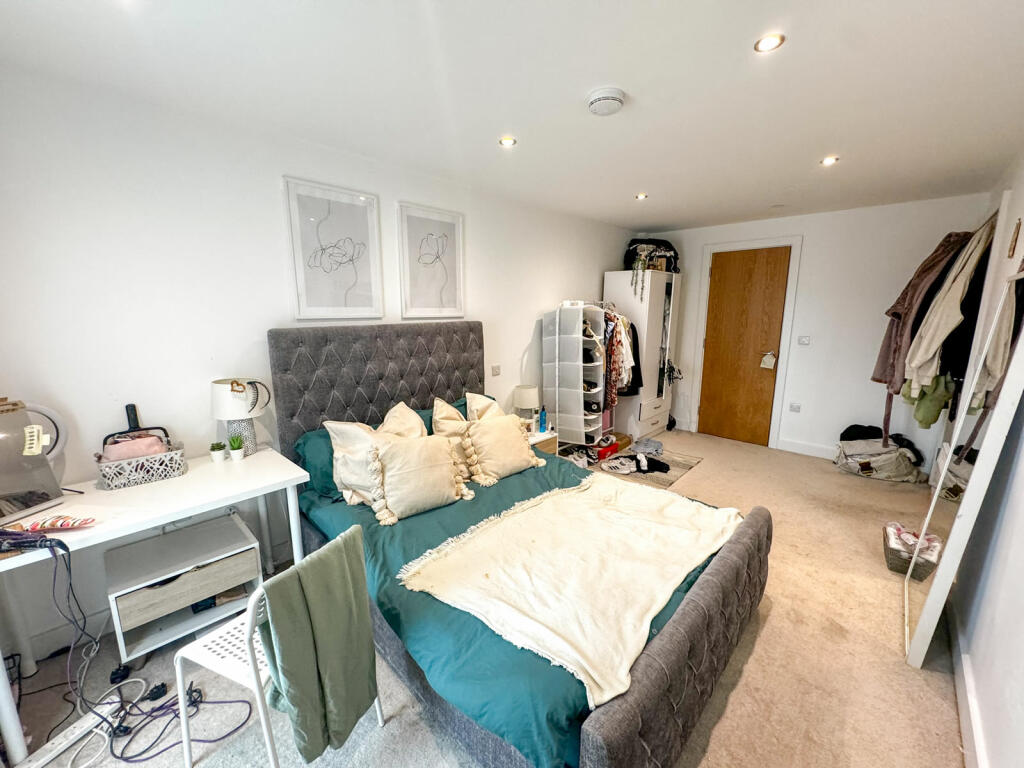leyalandhouse76IMG_2281_edited.jpg