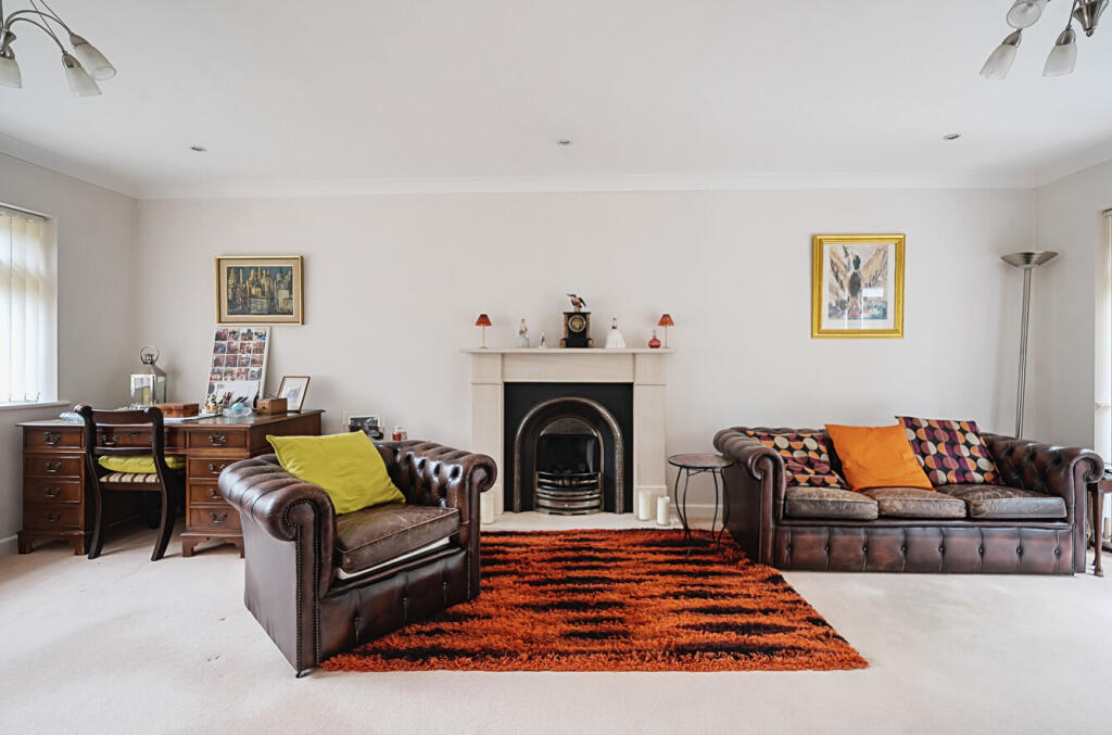 1342305-28-68a340...