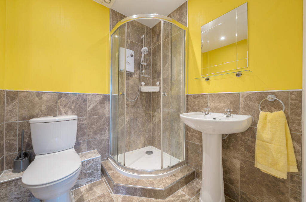 1313680-26-685999...