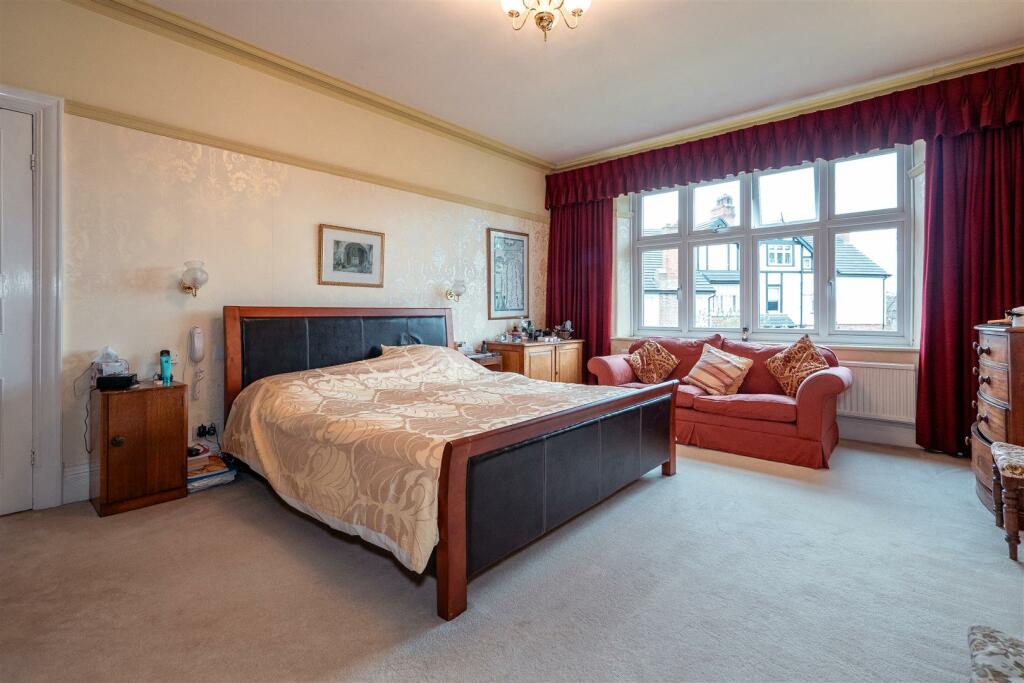 Bedroom 1 Aspect 2