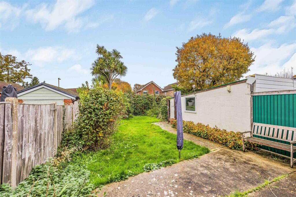 66 Durley Avenue, Cowplain-Small-PorticoMarketing-