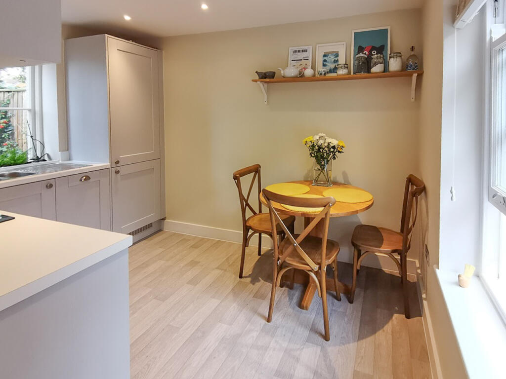 O_1gfh4kn8hnv31ogjjha186b121ce-15