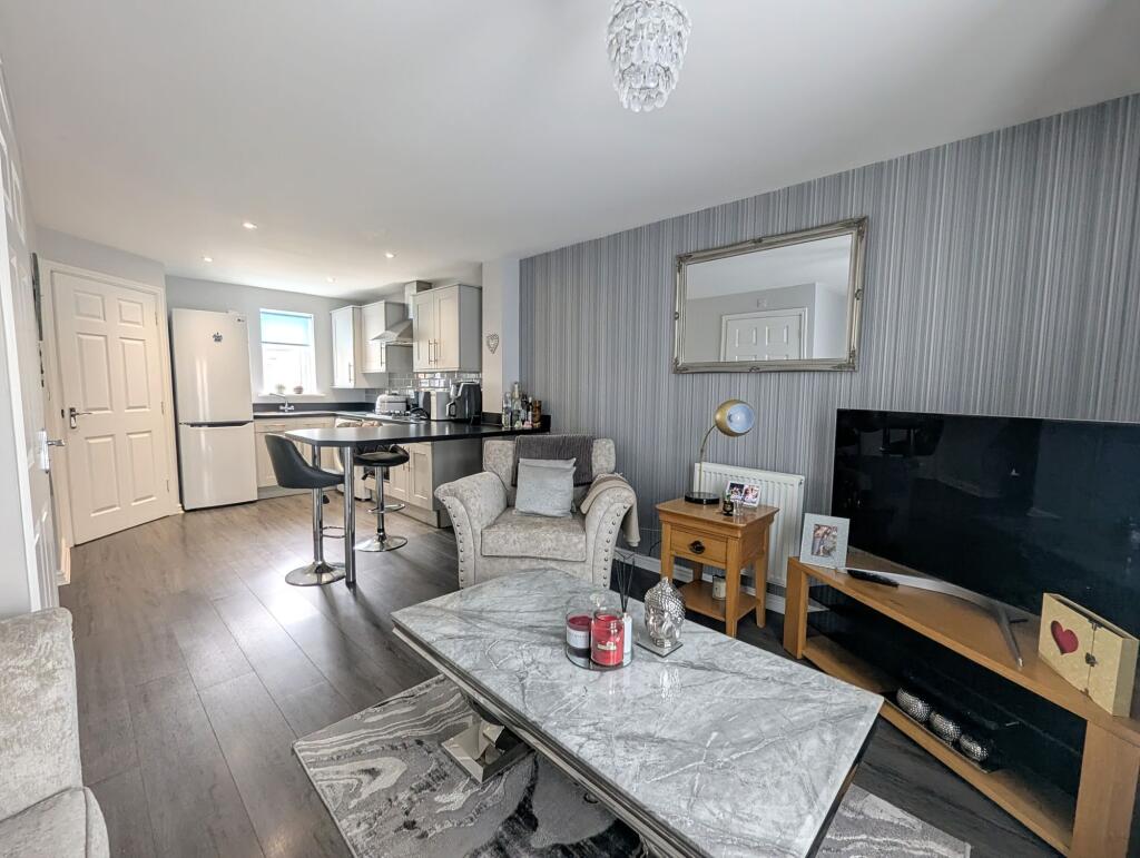 Open Plan Kitchen Living Area