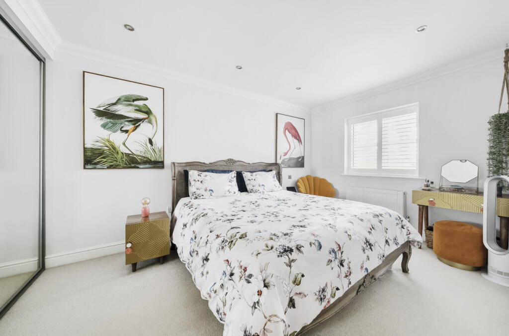 1317509-8-68625f2...