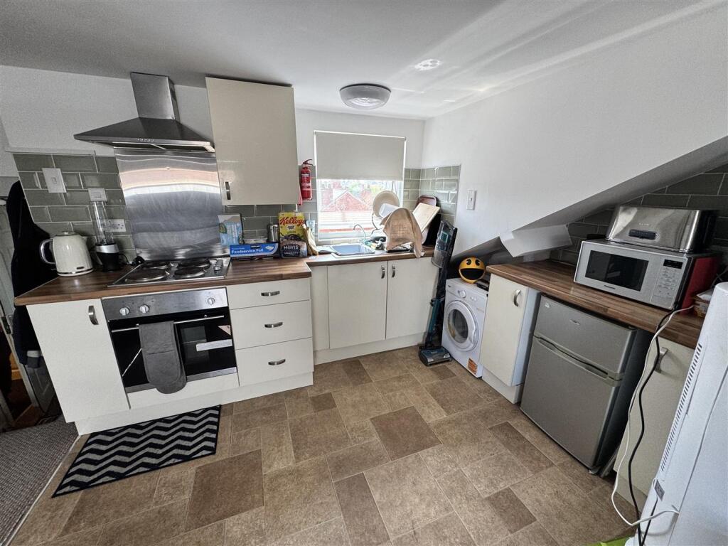 Kitchen Area - Studio 9