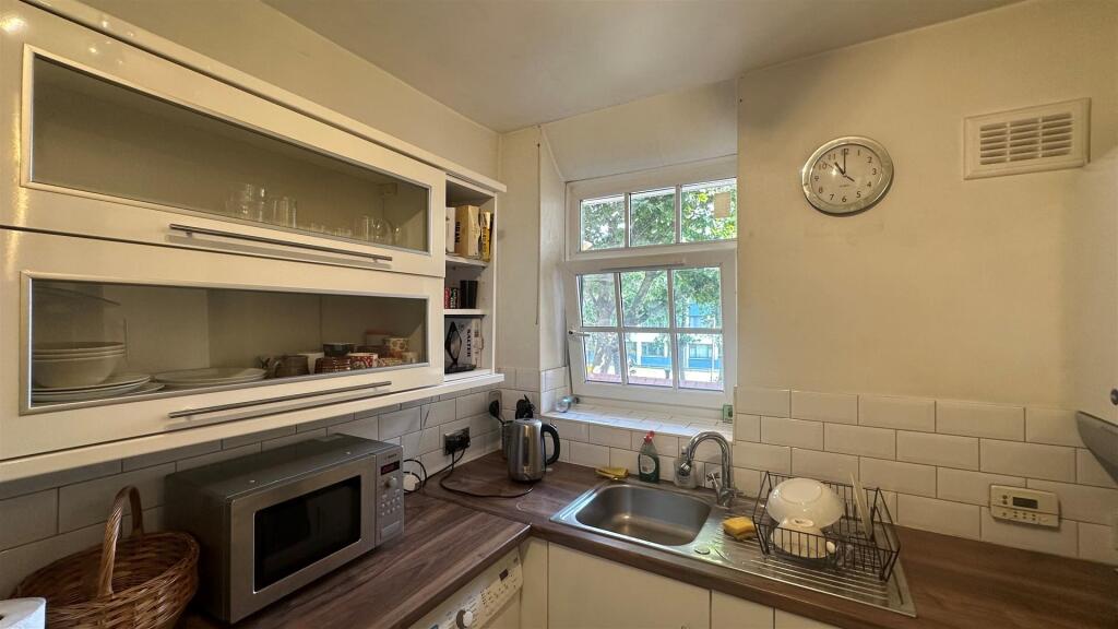 Ascalon House - kitchen 1.jpg