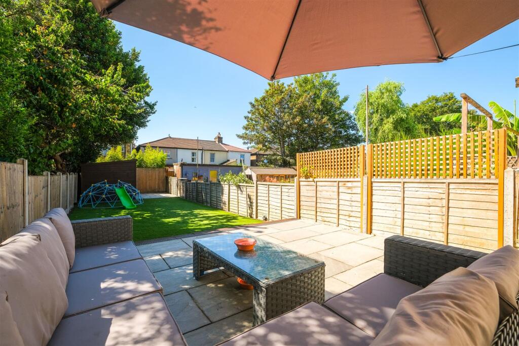 134 Gloucester Road-12.jpg