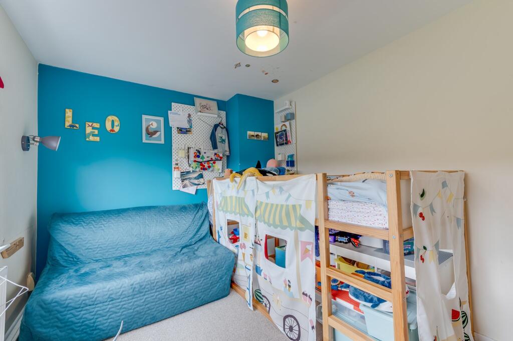 FOUR DOUBLE BEDROOMS AND TWO BATHROOMS