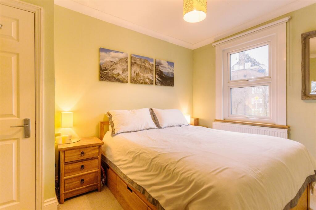 MB_oakfield road_finsbury park_davies davies_04.jp