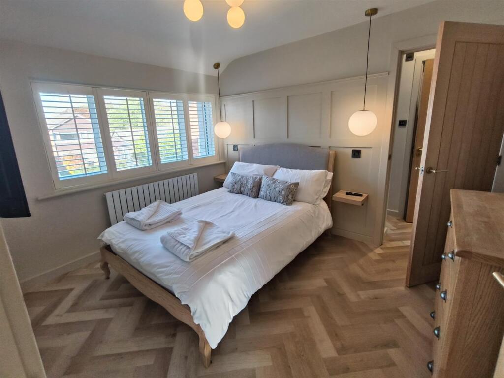 bedroom.jpg