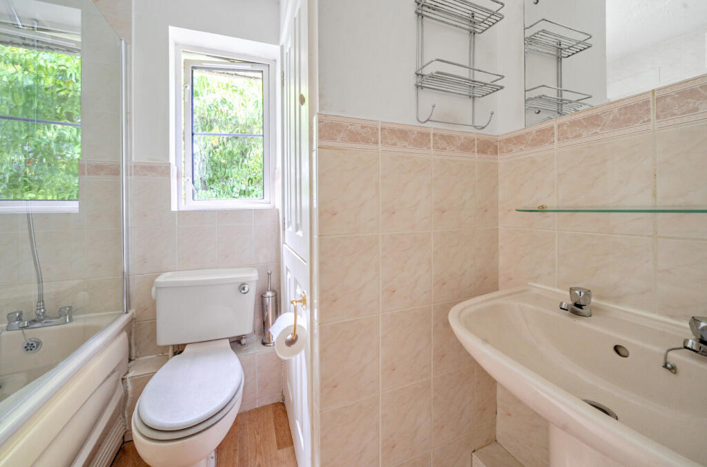 1330490-7-6883a17...