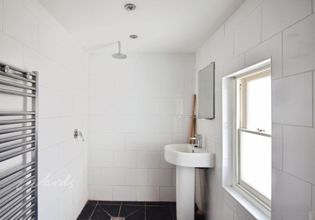 Fort 3 shower use