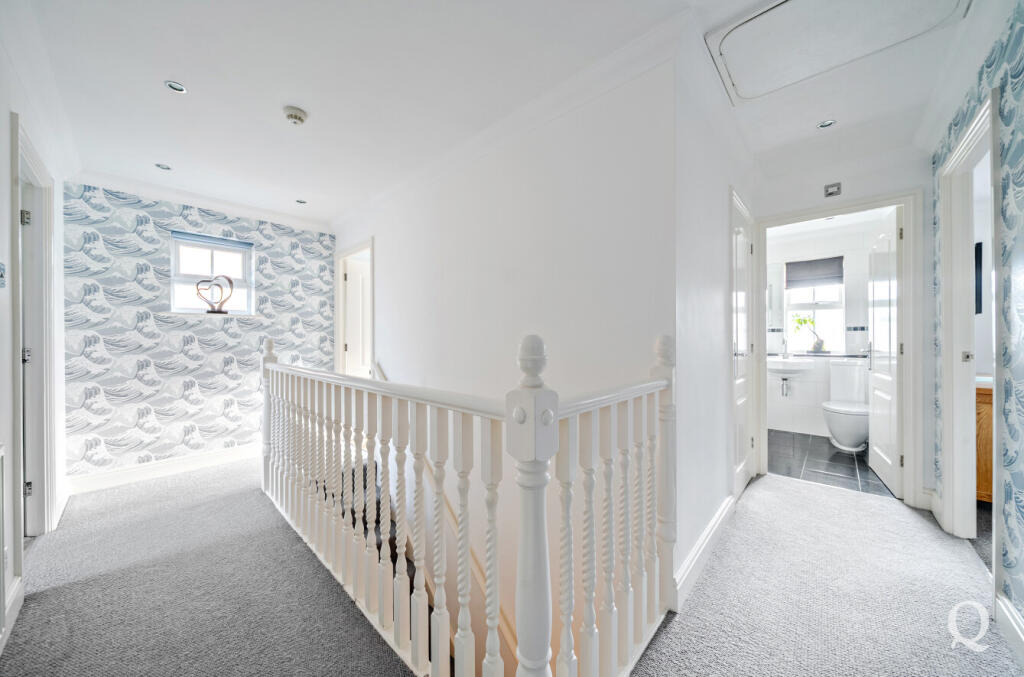 d5d94cf9-a083-444...