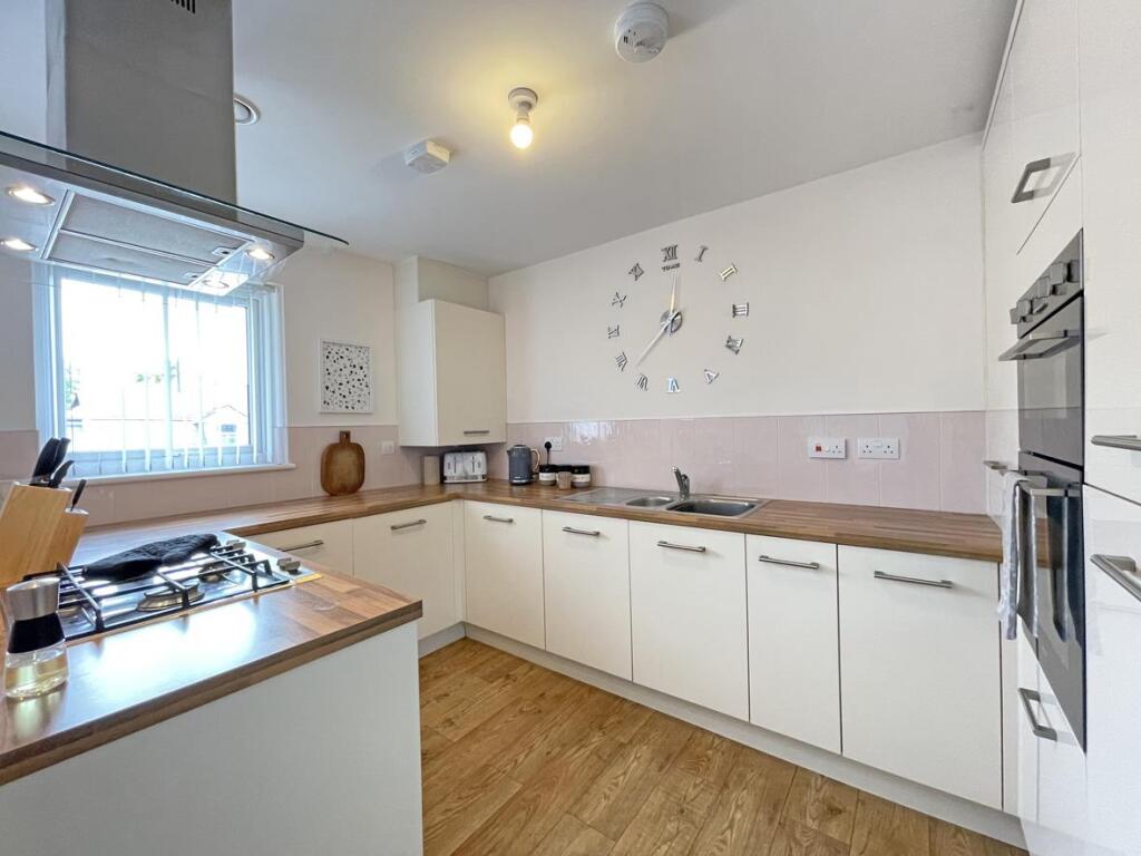 Chapel Street 60 Flat 18 - Kitchen.jpg