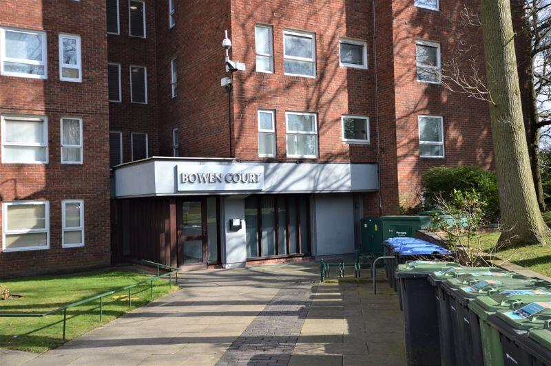 RESIDENTS' ENTRANCE
