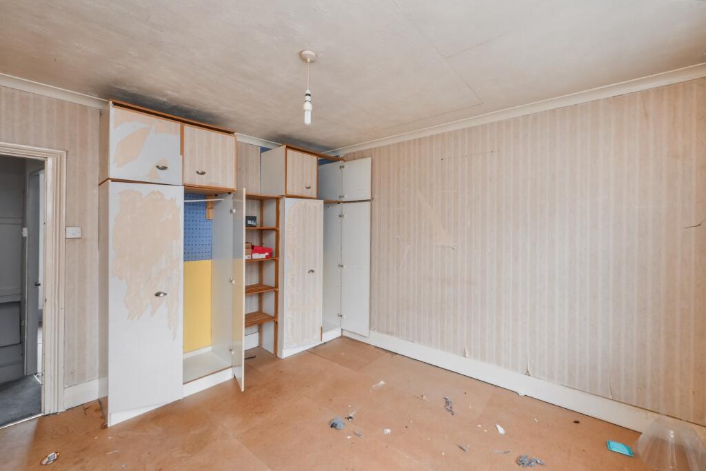 13 Roman Street, Hoddesdon, Hertfordshire, EN11 8JH