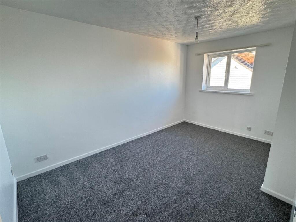 74 Pydar Close Bedroom 1