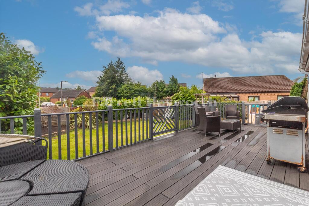 Seating Area image 2