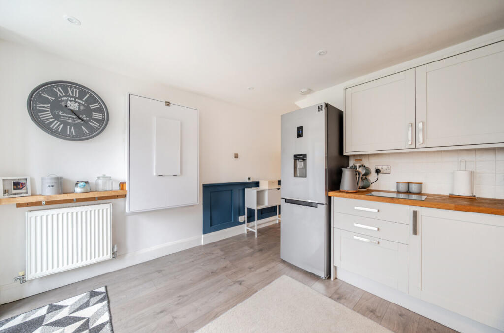 1375806-15-690b67...