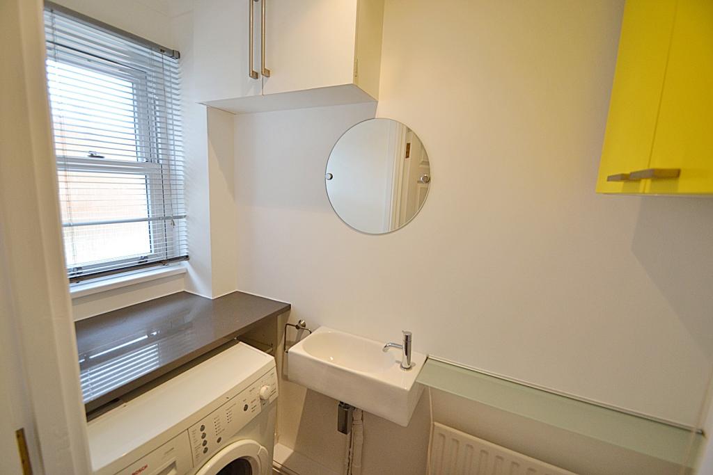 Cloakroom/Utility