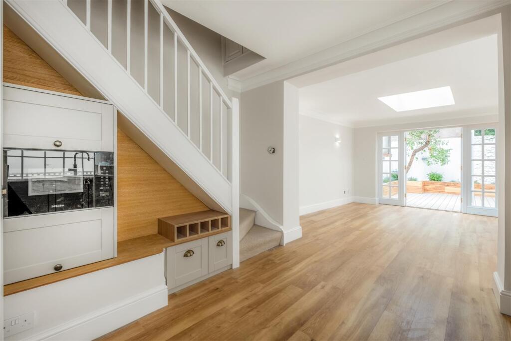 9 Camden Terrace-10.jpg