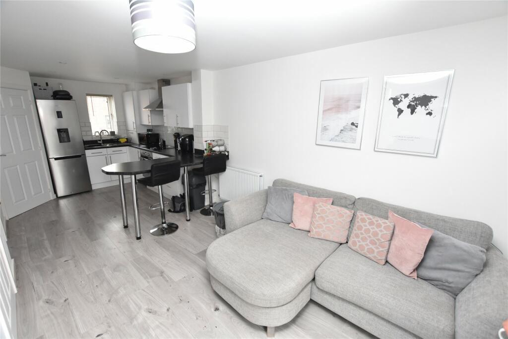 Living/ Kitchen
