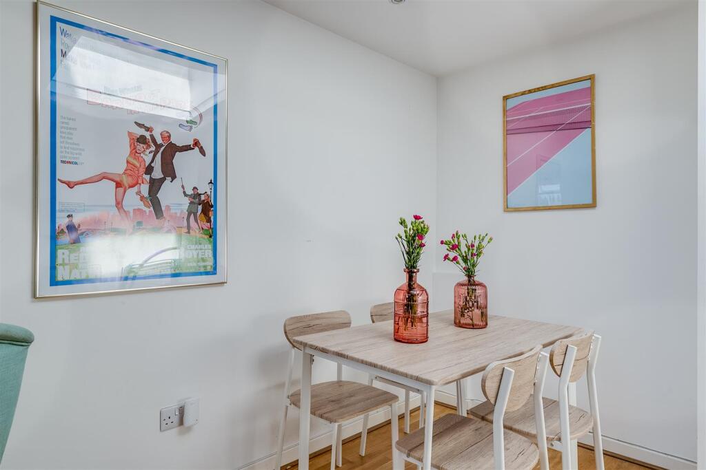 Living/Dining Room
