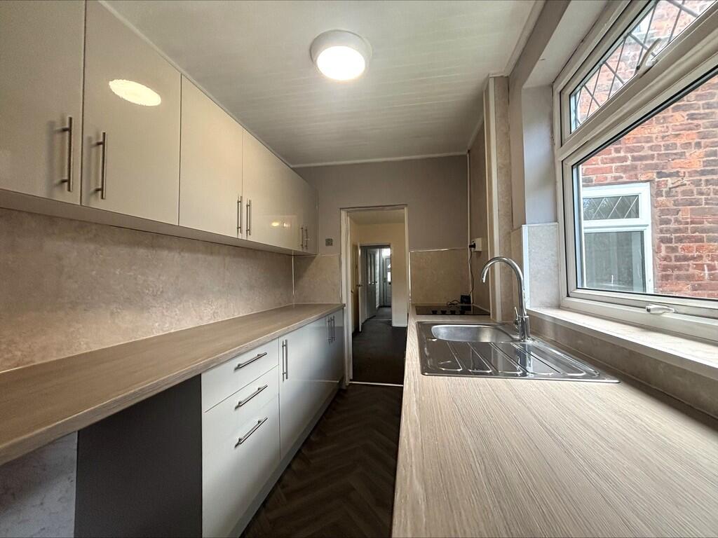 processed-E6B24DE...