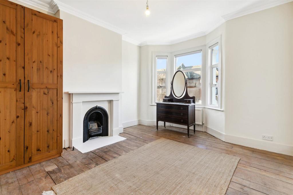 55a Strathleven Road-13.jpg