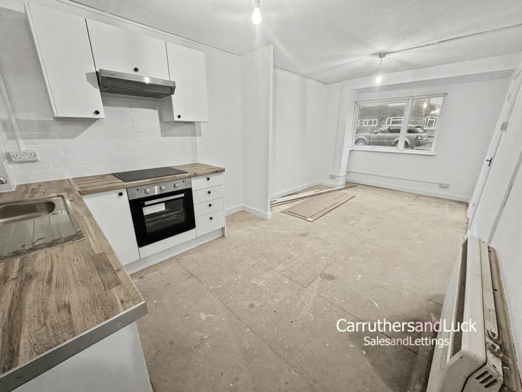 Open Plan Lounge / Kitchen