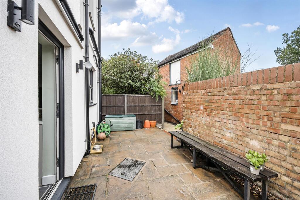 154 Hickman Road, Galley Common