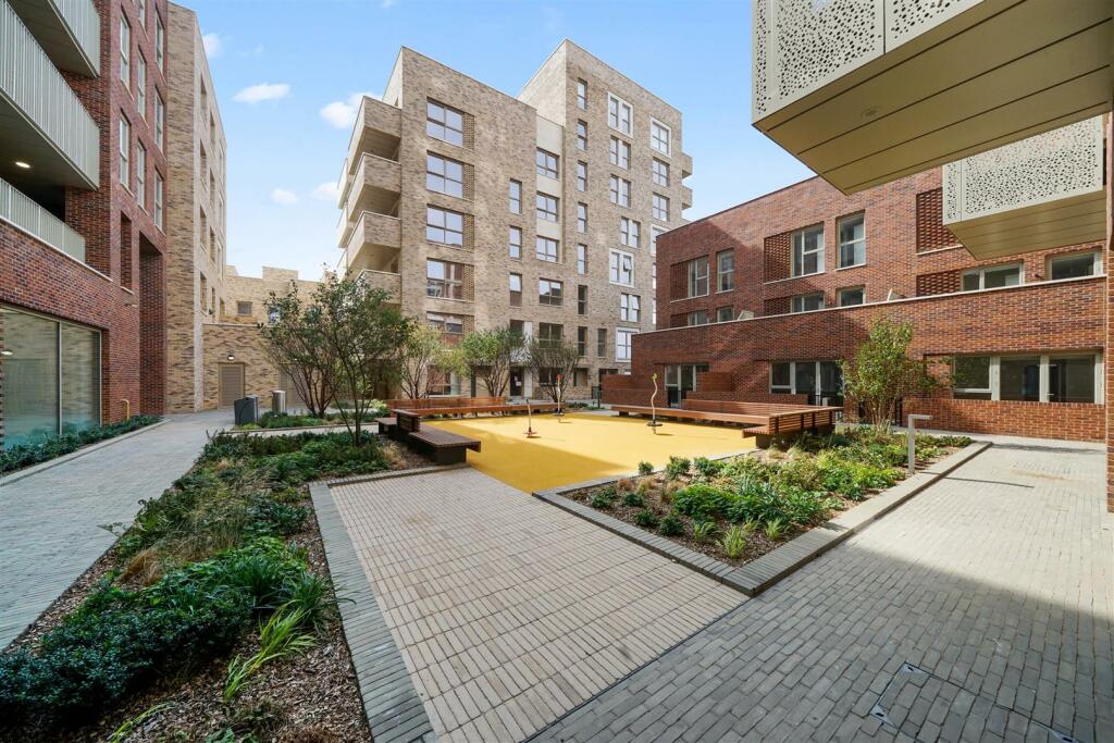 courtyard garden.jpg